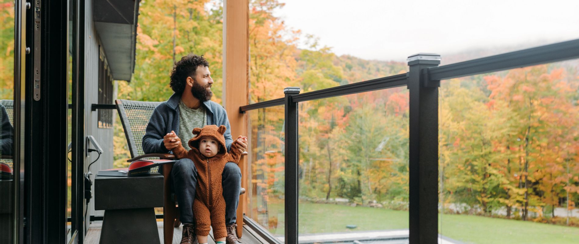 Trex Signature® Glass Railing